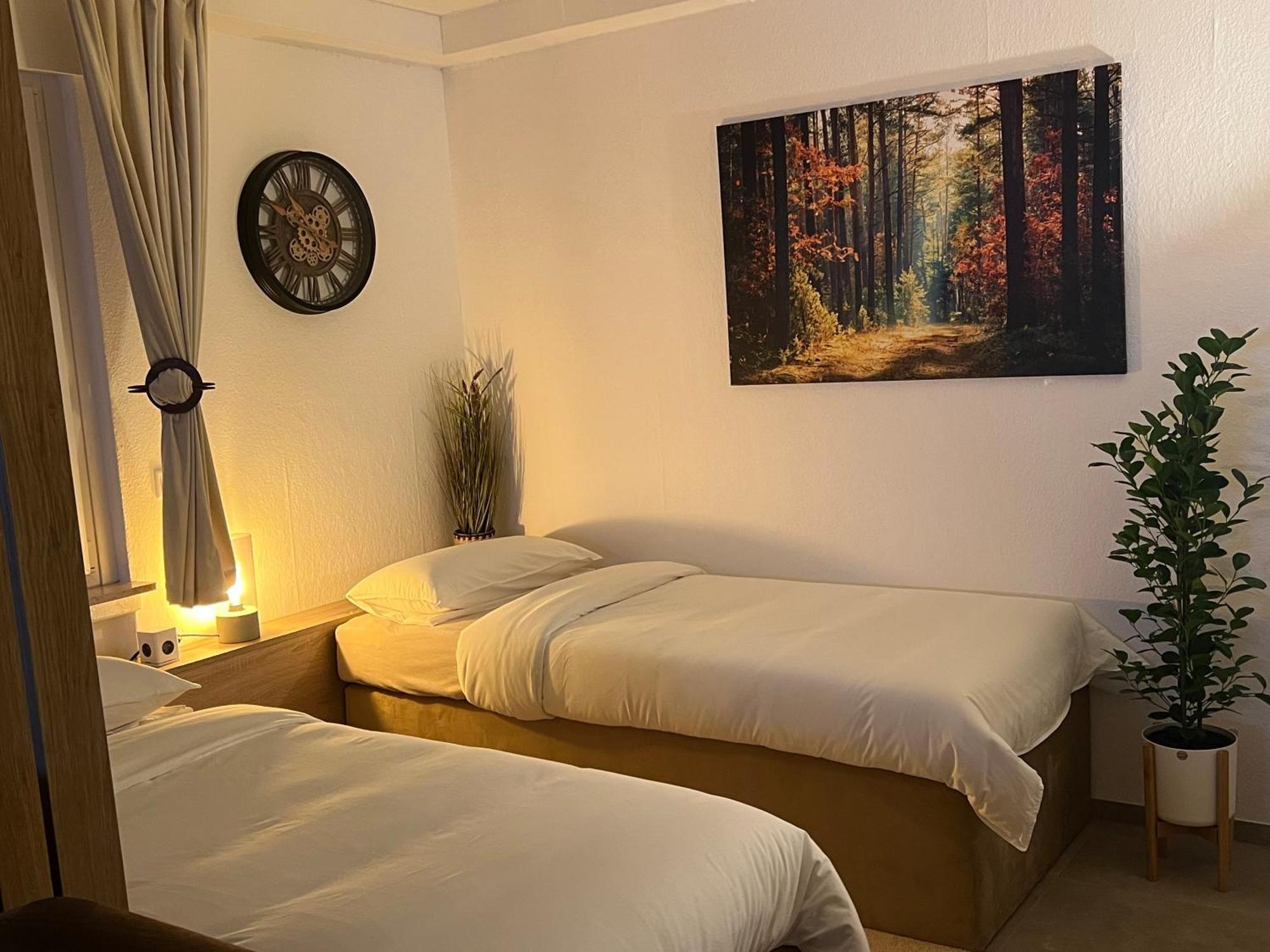 Moderne Wohnung Mit Waldflair Und Kaffeegenuss Paderborn Exterior photo
